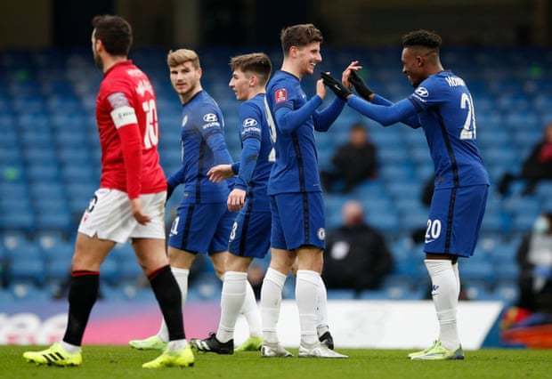 瓦科拿最佳不得人心？鲁谜怒斥名记：不投票自己人，却投泰山苦主